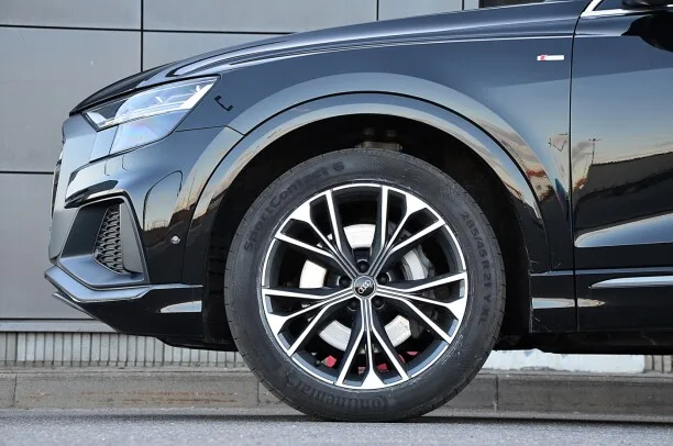 Audi Q8 2022 — миниатюра 5