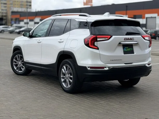 GMC Terrain 2022 — миниатюра 3