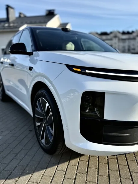 Li Auto L6 2025 — миниатюра 2