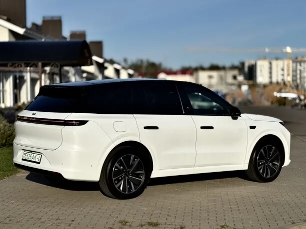 Li Auto L6 2025 — миниатюра 4