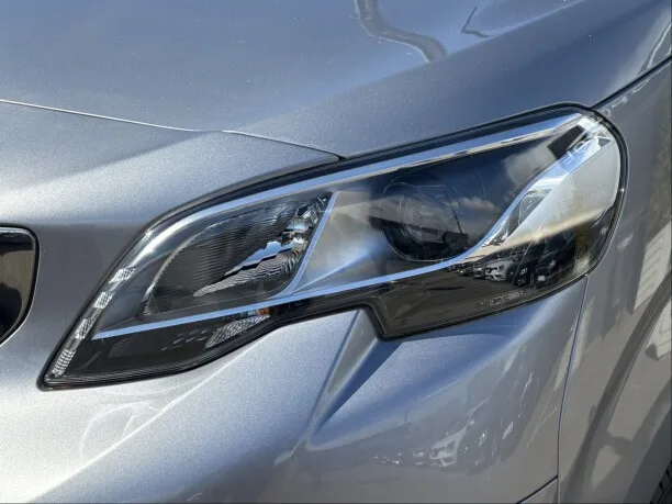 Peugeot Traveller 2022 — миниатюра 4