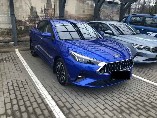 JAC J7 2023 — фото 1, купить с доставкой в Москву