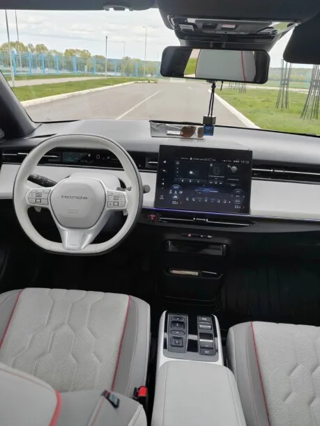 Honda eNS2 2024 — миниатюра 2