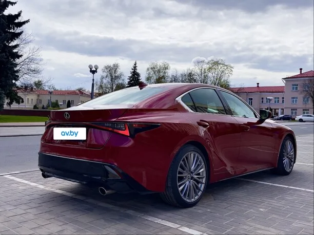 Lexus IS 2023 — миниатюра 5