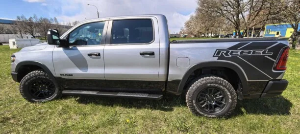 RAM 1500 2024 — миниатюра 3
