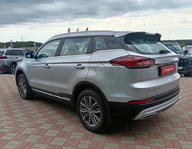 Geely Atlas Pro 2022 — миниатюра 5