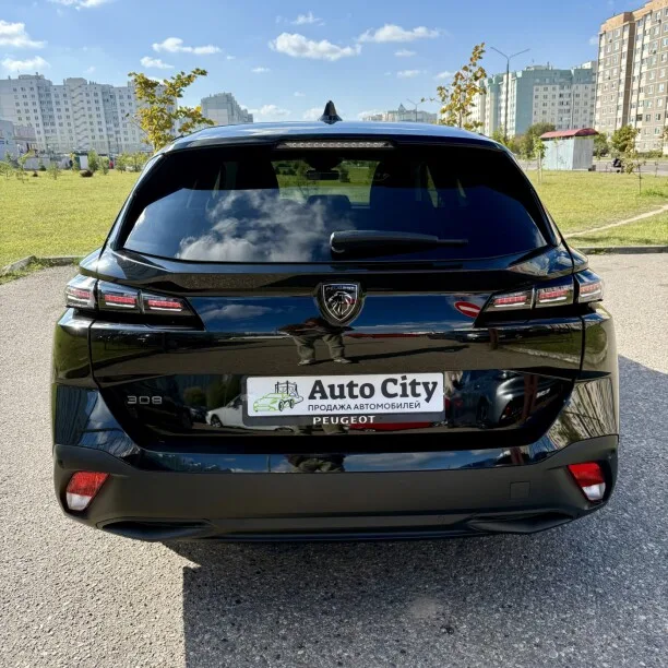 Peugeot 308 2022 — миниатюра 2