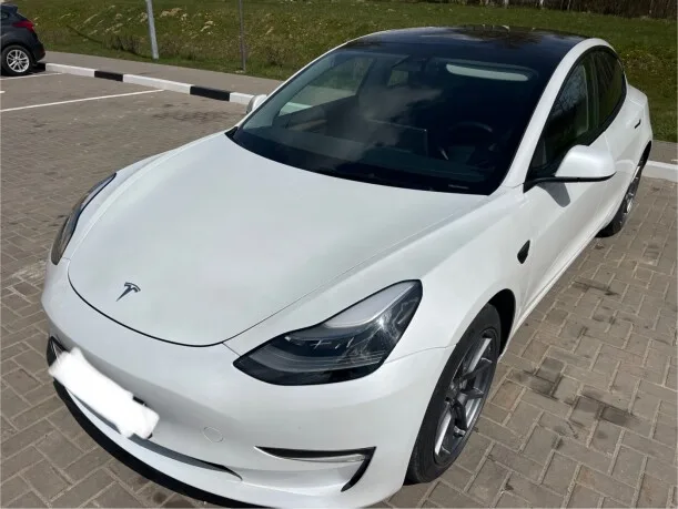 Tesla Model 3 2023 — миниатюра 2