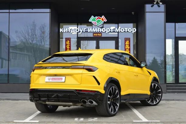 Lamborghini Urus 2022 — миниатюра 2