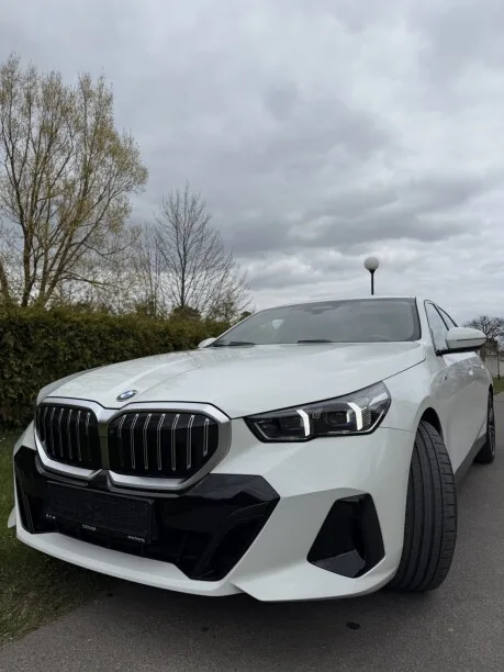 BMW 5 Series 2024 — миниатюра 5