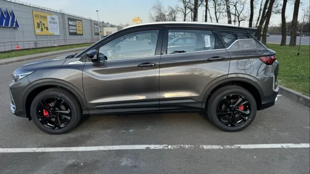 Geely Binyue L 2026 — миниатюра 2