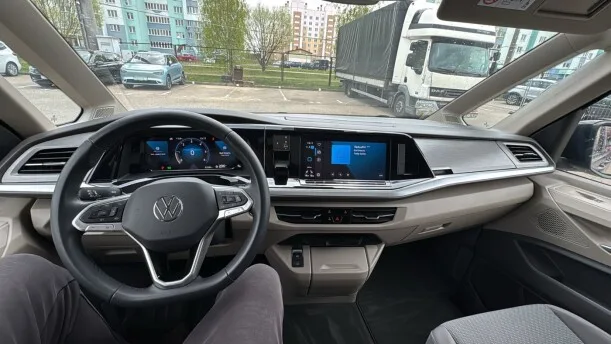 Volkswagen Multivan 2023 — миниатюра 3