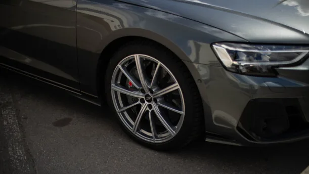 Audi S8 2022 — миниатюра 4