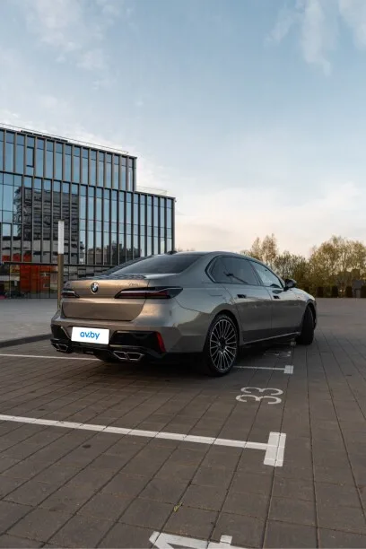 BMW 7 серия 2025 — миниатюра 4