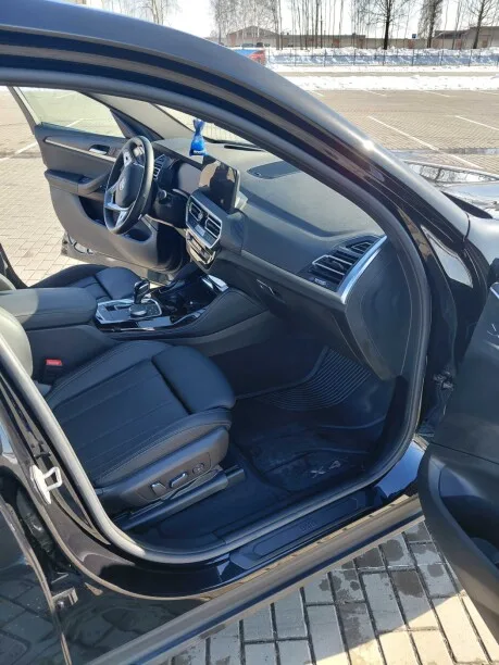 BMW X4 2023 — миниатюра 3