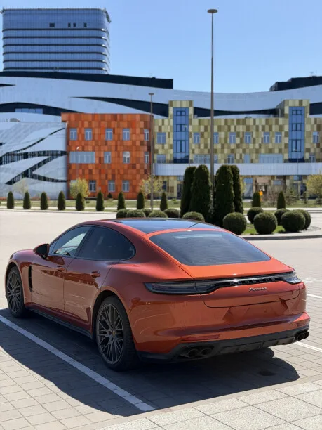 Porsche Panamera 2022 — миниатюра 3