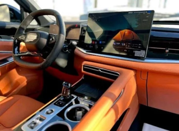 Geely Boyue Cool 2025 — миниатюра 3