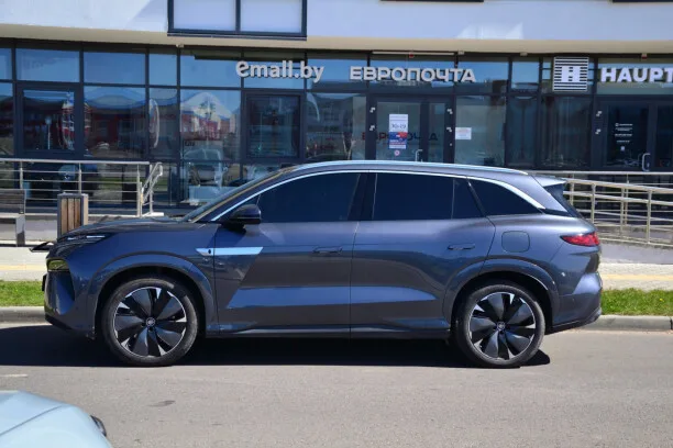 BYD Tang L 2025 — миниатюра 4