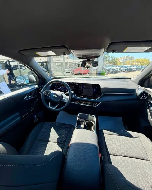Chevrolet Equinox 2025 — миниатюра 3
