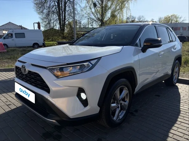 Toyota RAV4 2022 — фото 1, купить с доставкой в Москву