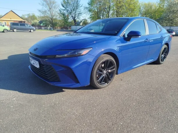 Toyota Camry 2024 — миниатюра 2