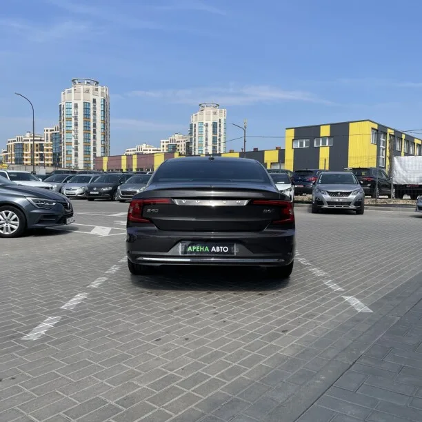 Volvo S90 2022 — миниатюра 2