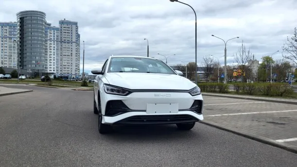 BYD E2 2024 — миниатюра 2
