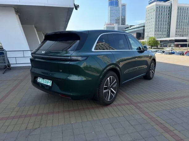 Li Auto L6 2024 — миниатюра 2