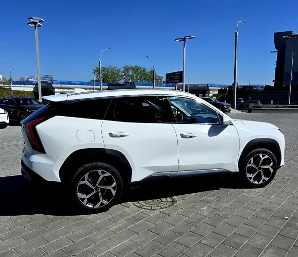 Geely Boyue L 2023 — миниатюра 2