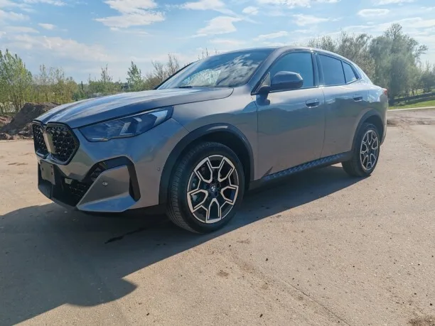 BMW X2 2025 — фото 1, купить с доставкой в Москву