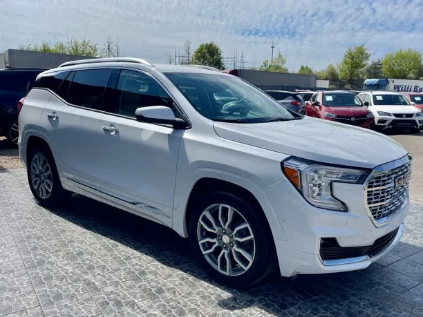 GMC Terrain 2023 — миниатюра 4