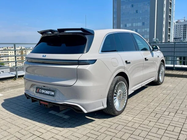 Li Auto L6 2024 — миниатюра 2
