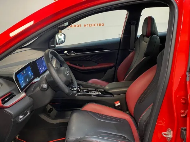 Geely Coolray 2025 — миниатюра 2