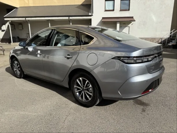 BYD Destroyer 05 2025 — миниатюра 4