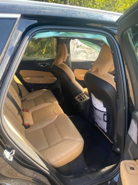 Volvo XC60 2022 — миниатюра 2