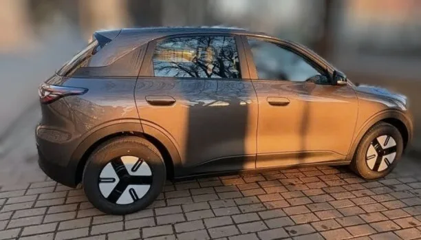 Geely EX2 2026 — миниатюра 3