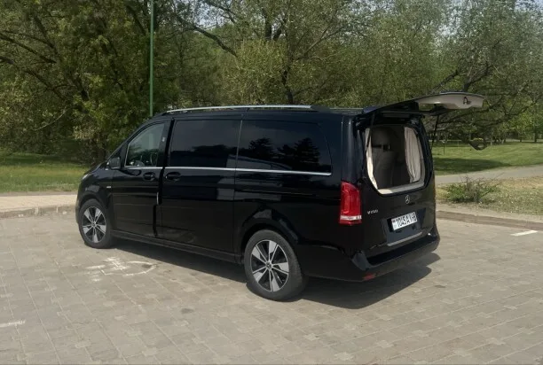 Mercedes-Benz V-Класс 2022 — миниатюра 5