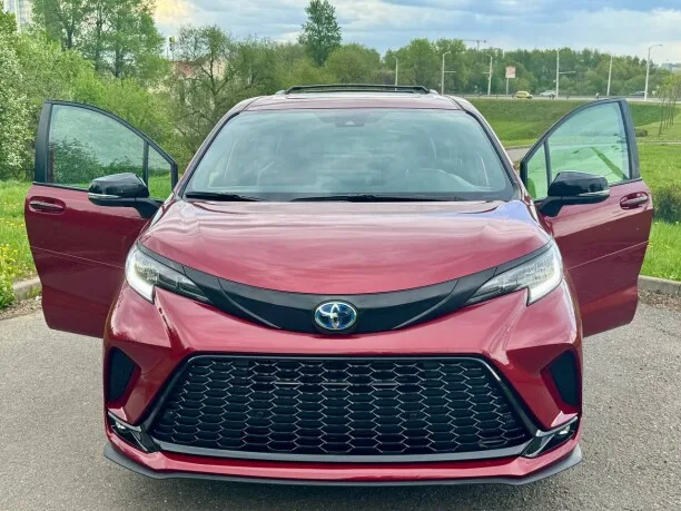 Toyota Sienna 2025 — миниатюра 3