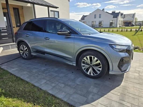 Audi Q4 e-tron 2022 — миниатюра 4