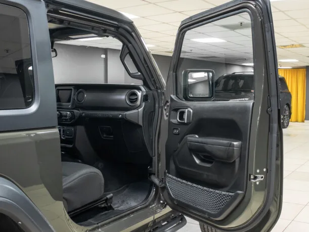 Jeep Wrangler 2023 — миниатюра 3