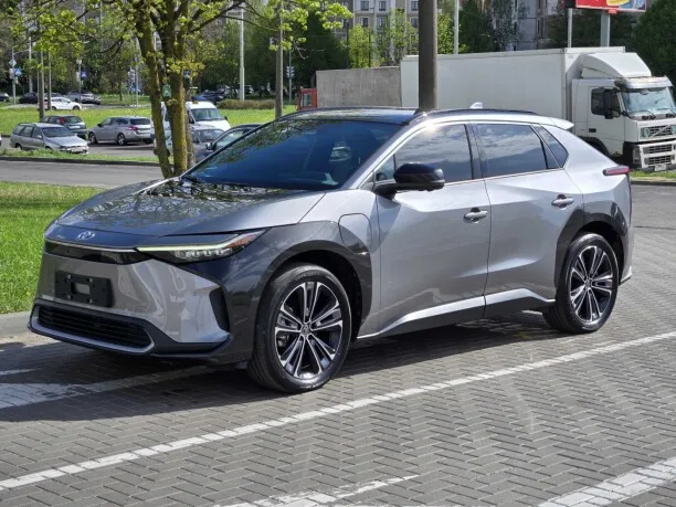 Toyota Bz4X 2022 — миниатюра 4