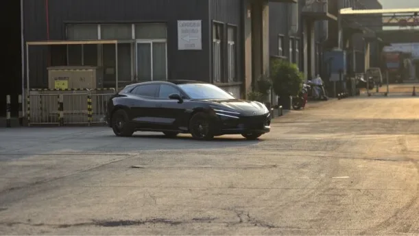 Denza Z9 GT 2025 — миниатюра 4