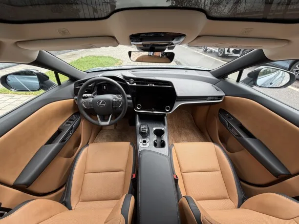 Lexus RZ 2023 — миниатюра 3