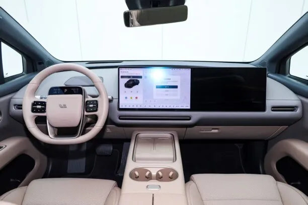 Li Auto Li i6 2025 — миниатюра 4