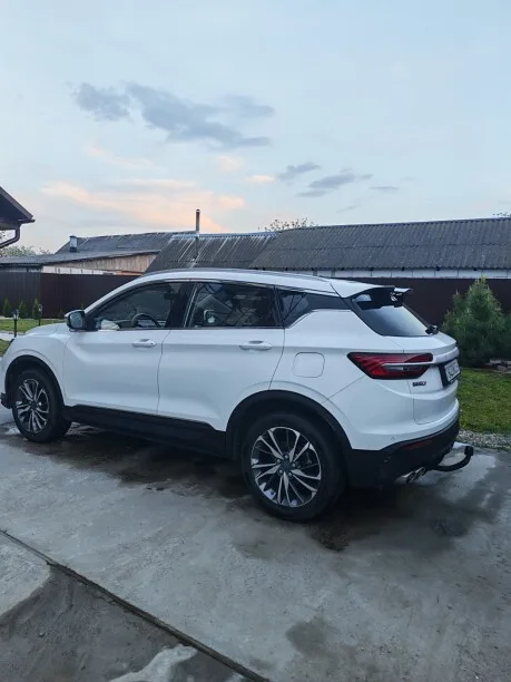 Geely Coolray 2023 — миниатюра 2
