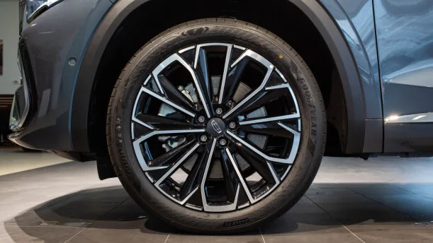 Geely Monjaro 2026 — миниатюра 5