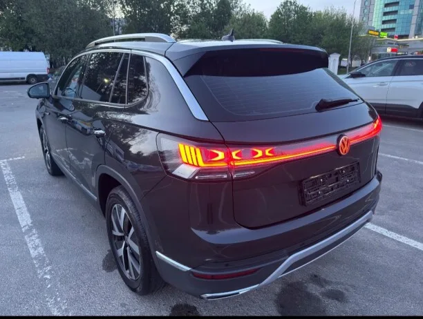 Volkswagen Tayron 2023 — миниатюра 3