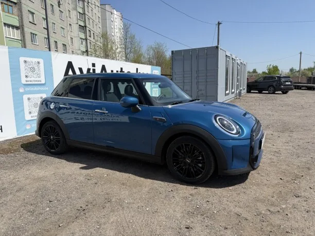 MINI Hatch 2023 — миниатюра 2