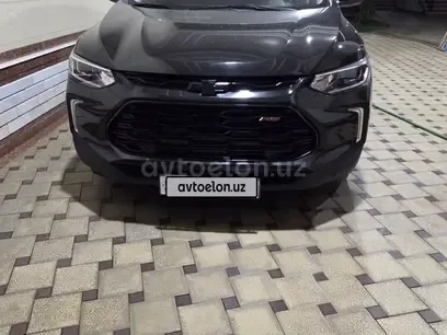 Chevrolet Tracker 3 позиция 2024 — фото 1, купить с доставкой в Москву