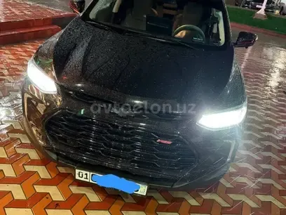 Chevrolet Tracker 2025 купить в Москве